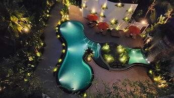 WAKA VILLA Private Resort & Spa 16 + Adults Only