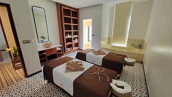 WAKA VILLA Private Resort & Spa 16 + Adults Only