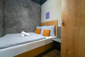 CHORS like a hotel - Hostel