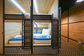 CHORS like a hotel - Hostel