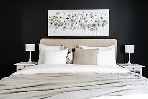 Luminous 1br next to Puu-Vallilla