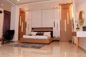 Desikok Royal Hotel