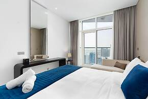 SuperHost - Breathtaking Canal Views From this Cozy Apartment