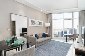 SuperHost - Breathtaking Canal Views From this Cozy Apartment