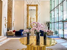 SuperHost - Breathtaking Canal Views From this Cozy Apartment