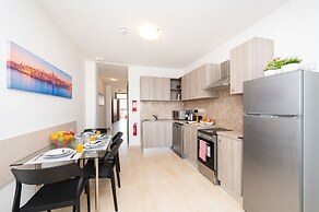 Sea Bliss Penthouse with two terraces enjoying side seaviews by Gatewa