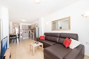 Sea Bliss Penthouse with two terraces enjoying side seaviews by Gatewa