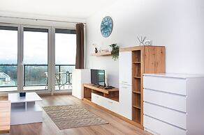 WaterFront City Apartments by UrbanRent