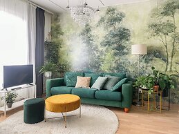 Cozy apartment right next to metro station