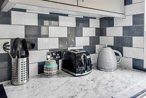 Bright Spacious 2-bedroom Jericho House