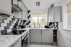 Bright Spacious 2-bedroom Jericho House