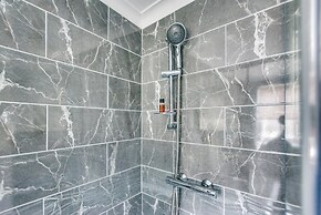 Bright Spacious 2-bedroom Jericho House