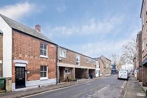 Bright Spacious 2-bedroom Jericho House