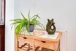 Bright Spacious 2-bedroom Jericho House