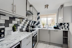 Bright Spacious 2-bedroom Jericho House