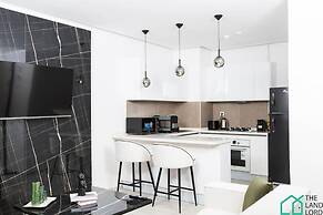 E24 Grand Luxe Tout Quip et Central