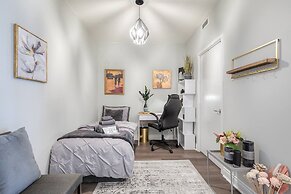 Waterfront Boutique Suites