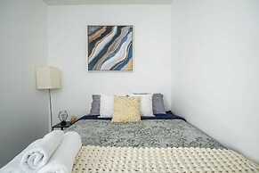 Waterfront Boutique Suites