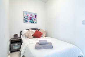 Waterfront Boutique Suites