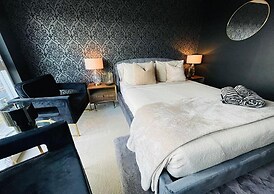 Waterfront Boutique Suites