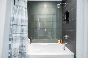 Waterfront Boutique Suites