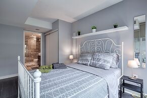 Waterfront Boutique Suites