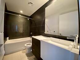 Waterfront Boutique Suites