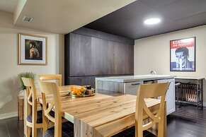 Waterfront Boutique Suites