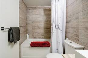 Waterfront Boutique Suites