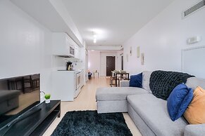 Waterfront Boutique Suites