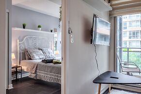 Waterfront Boutique Suites