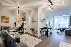 Waterfront Boutique Suites