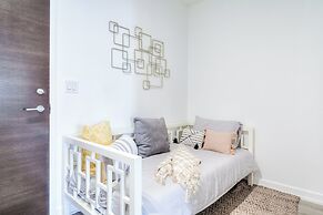 Waterfront Boutique Suites