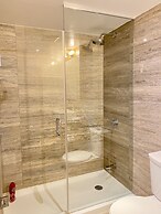 Waterfront Boutique Suites