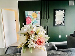 Waterfront Boutique Suites