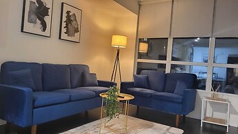 Waterfront Boutique Suites