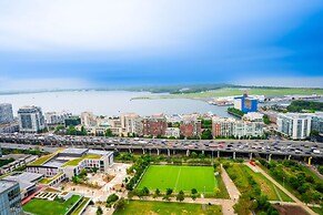 Waterfront Boutique Suites