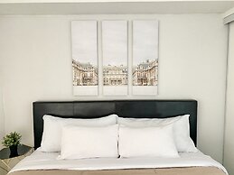 Waterfront Boutique Suites