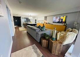 Waterfront Boutique Suites