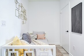 Waterfront Boutique Suites