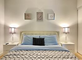 Waterfront Boutique Suites