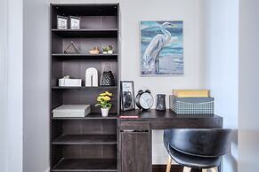 Waterfront Boutique Suites