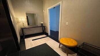 Waterfront Boutique Suites