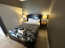 Waterfront Boutique Suites