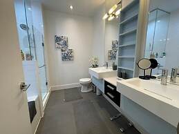 Waterfront Boutique Suites