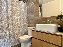 Waterfront Boutique Suites