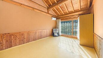 Gapyeong Dolgungpensyeon&kaempingjang