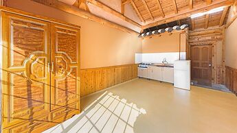 Gapyeong Dolgungpensyeon&kaempingjang