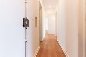 Oeiras Balcony by Homing