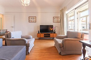 Oeiras Balcony by Homing